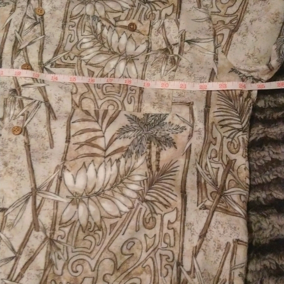 Button down Palm Tree Shirt - Picture 4 of 7